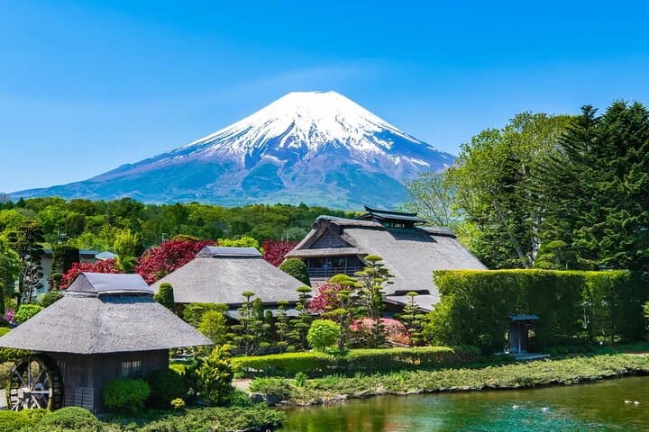 Mt. Fuji 5th.St Hakone & Gotemba Outlets with lunch from Tokyo — photo 1