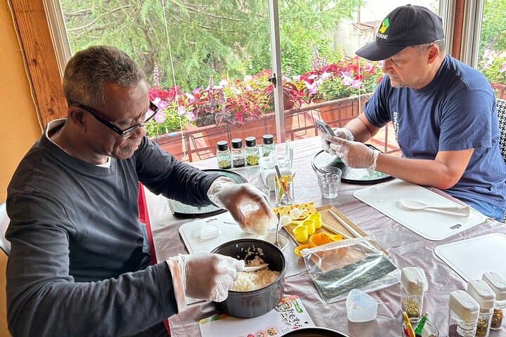 Make Rice Balls and Enjoy a Japanese Home-Style Lunch in Yanaka — photo 7
