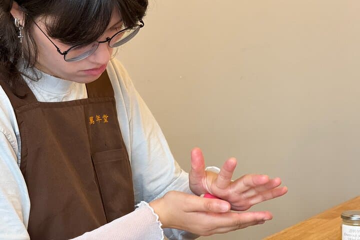 Ginza MANNENDO Wagashi Workshop with Master Yoshi — photo 14