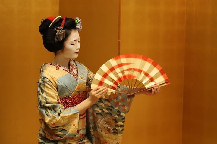 Tokyo Private Geisha Dance Show and Dinner in Shinjuku — photo 4