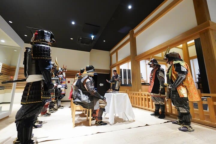 Become a Lord of Odawara Castle Private Tour — photo 6