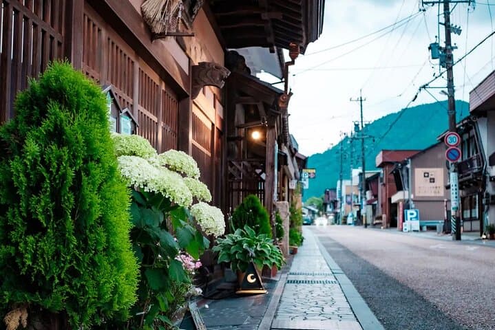 Shirakawago Gujo Hachiman & Hida Takayama Day tour from Nagoya — photo 4