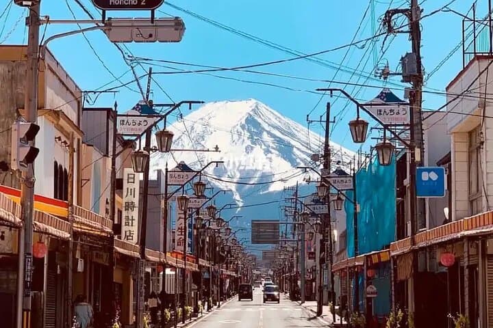 Mount Fuji 5th Station, Oshino Hakkai and Swan Lake Day Tour — photo 2