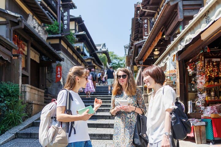 Kiyomizu Temple and Backstreets of Gion, Half Day Group Tour — photo 2