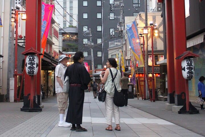 Tokyo: Asakusa Walking Tour with Japanese Comedian — photo 19
