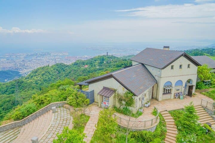 Himeji Castle, Arima Onsen and Mt. Rokko Day Tour from Osaka — photo 10