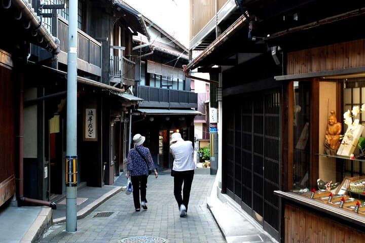 Himeji Castle, Arima Onsen and Mt. Rokko Day Tour from Osaka — photo 12