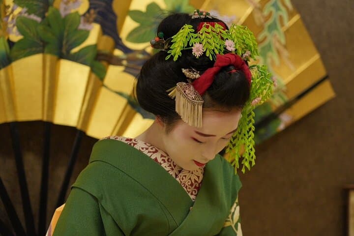 The Art of Geisha: Exclusive Show & Gion Walking Tour — photo 6