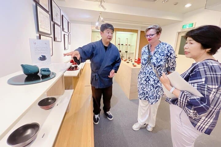 Hiroshima:Private lacquer workshop experience tour(gift included) — photo 19