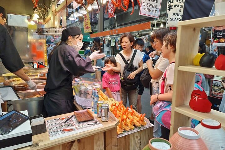 Osaka Kuromon Market＆Takoyaki Cooking Experience PRIVATE Tour — photo 2