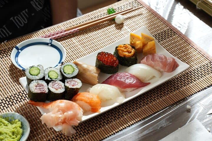 Private & Small Group 3 Types of Sushi Lesson & Supermarket Tour — photo 2