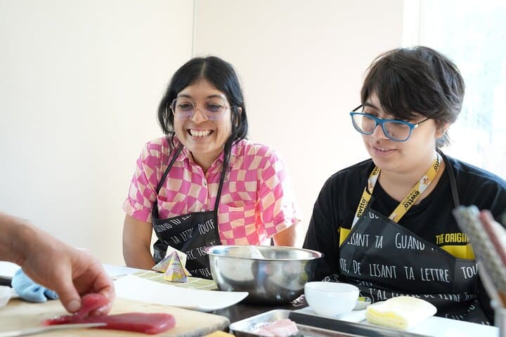 Private & Small Group 3 Types of Sushi Lesson & Supermarket Tour — photo 5