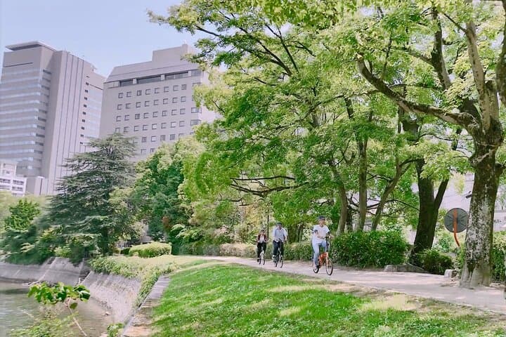 Hiroshima 2hr Peace Cycling Tour with Local Guide — photo 4
