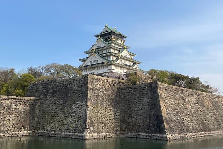 Osaka Castle Tower Guided Tour in 90 Minutes - Group Tour — photo 2