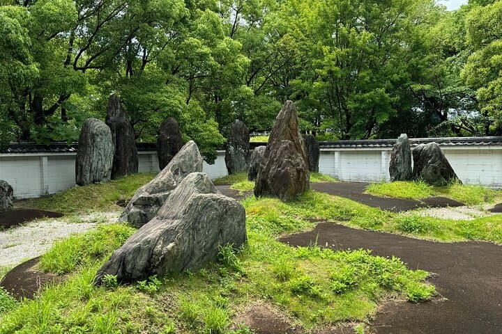 Osaka Castle Tower Guided Tour in 90 Minutes - Group Tour — photo 12