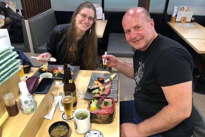 Old Meets Yumm Yanaka Friendly Food Tour with a Local Touch — photo 1