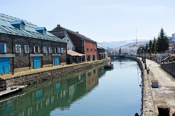 7 Hour Day Trip Otaru from Sapporo by public transportation — photo 13