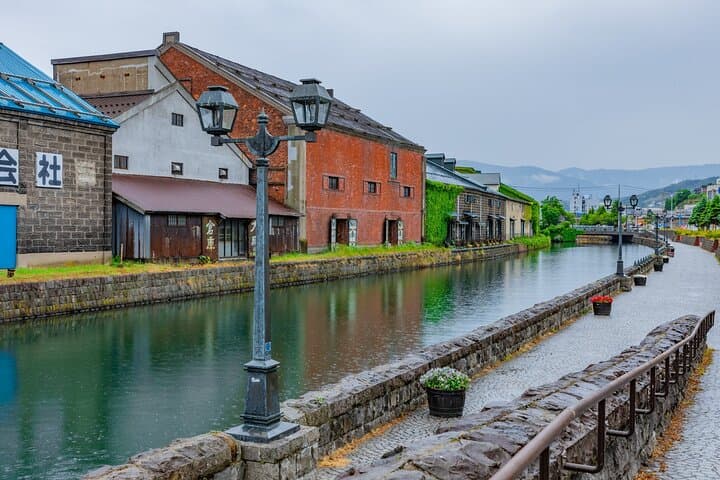 7 Hour Day Trip Otaru from Sapporo by public transportation — photo 11
