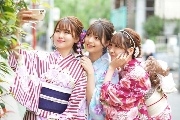 Tokyo Kimono Tour by Private Vehicle with Professional Guide — photo 9