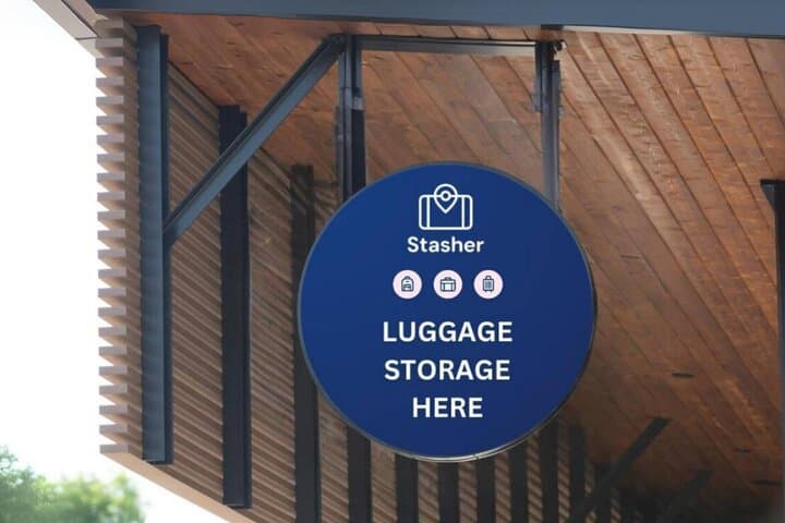 Tokyo: Luggage Storage close to Akihabara Station — photo 2