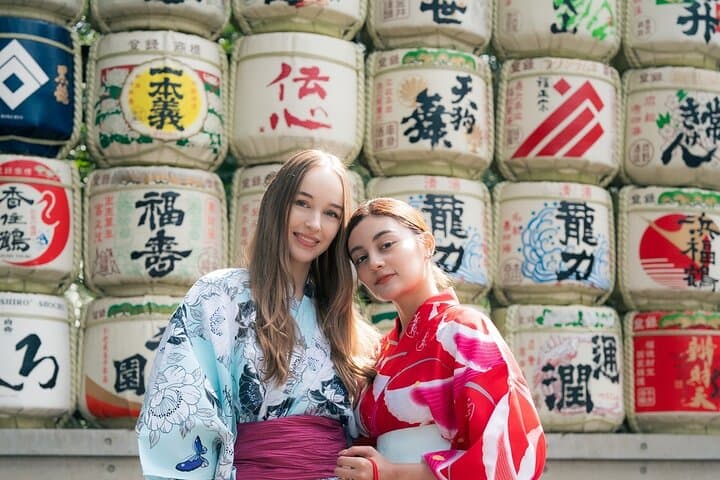 Tokyo, Shibuya: Meiji Shrine Tour in KIMONO / English-friendly — photo 4