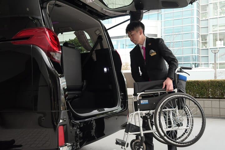 Full Day Private Tokyo Tour for Wheelchair Users by Private Car — photo 5