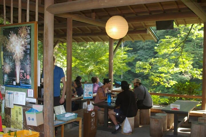 Tokyo's Oldest Sake Brewery and jump into historic town — photo 5