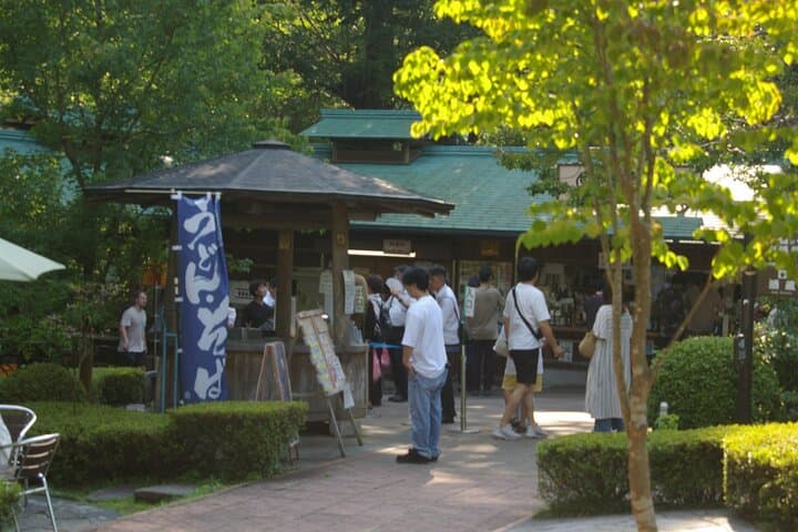 Tokyo's Oldest Sake Brewery and jump into historic town — photo 8