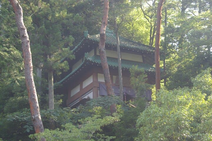 Tokyo's Oldest Sake Brewery and jump into historic town — photo 13