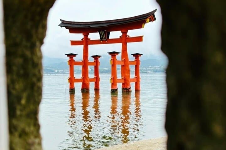 Hiroshima and Miyajima by Bike and Boat — photo 10