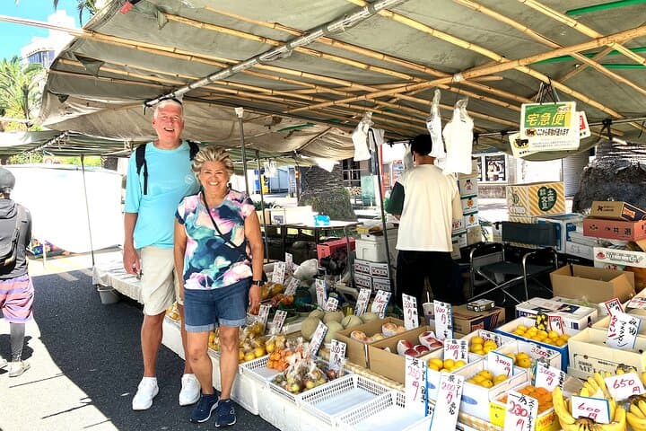 Experience the energy of Kochi: Sunday Market Tour includes Kochi Castle — photo 4