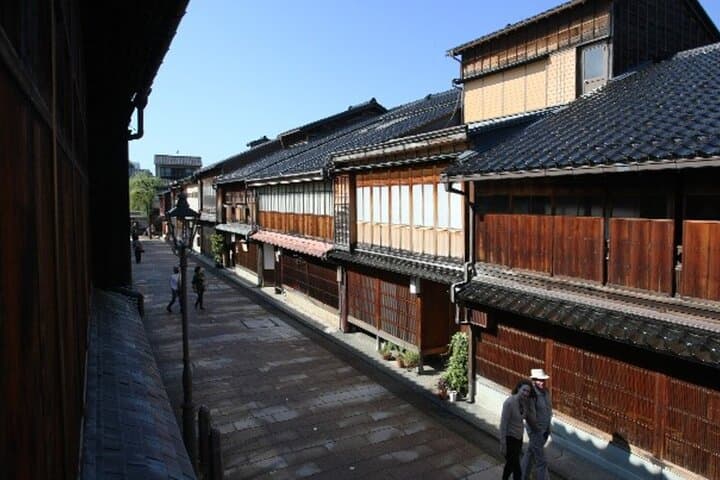 Kanazawa Full day E-Bike Tour — photo 3