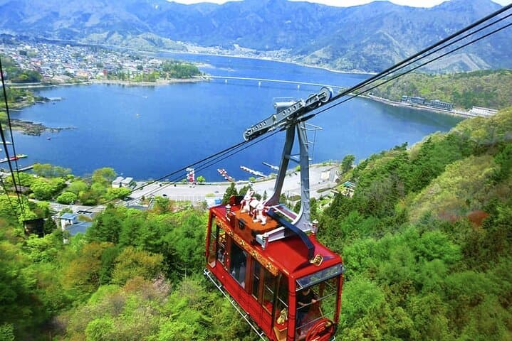 Mt. Fuji Day tour: Kawaguchi Lake Ropeway, Matcha, Oshino Hakkai — photo 10