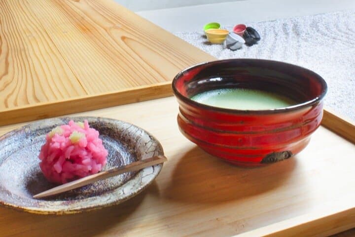 Zen Garden Making and Matcha Tasting in Handmade Pottery Shop — photo 4