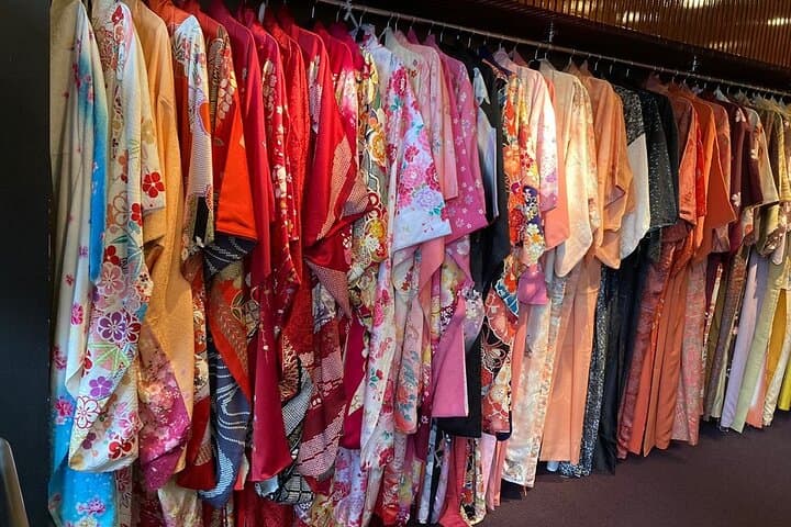 Let's enjoy wearing Kimono! Kyoto Kiyomizu Temple Short Tour — photo 11