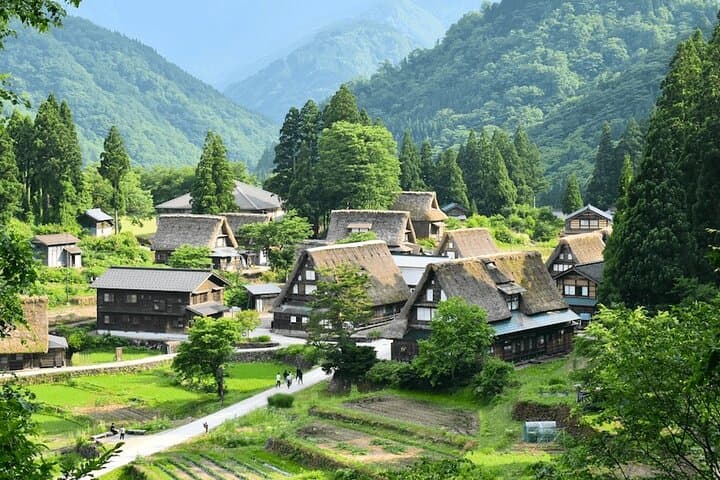 From Nagoya: Hida Takayama & Shirakawago Tour (Small Group) — photo 3