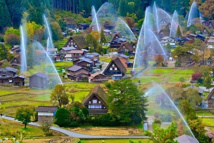 From Nagoya: Hida Takayama & Shirakawago Tour (Small Group) — photo 7