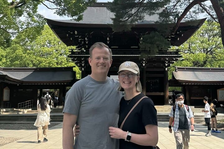 Tokyo Shibuya, Harajuku, and Meiji Jingu Youth Culture Tour — photo 5