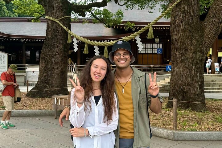 Tokyo Shibuya, Harajuku, and Meiji Jingu Youth Culture Tour — photo 4