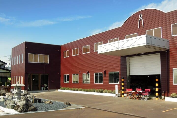 Tsubame Sanjo 6hr Private Factory Tour with Guide & Vehicle — photo 11