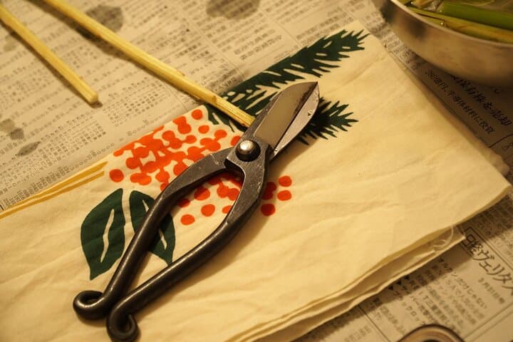 Osaka: Learning Ikebana with Japanese Masters — photo 9