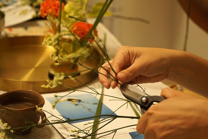 Osaka: Learning Ikebana with Japanese Masters — photo 10