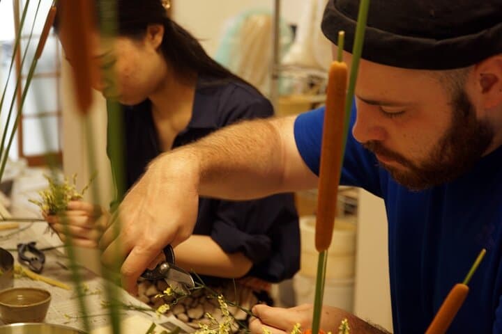 Osaka: Learning Ikebana with Japanese Masters — photo 13