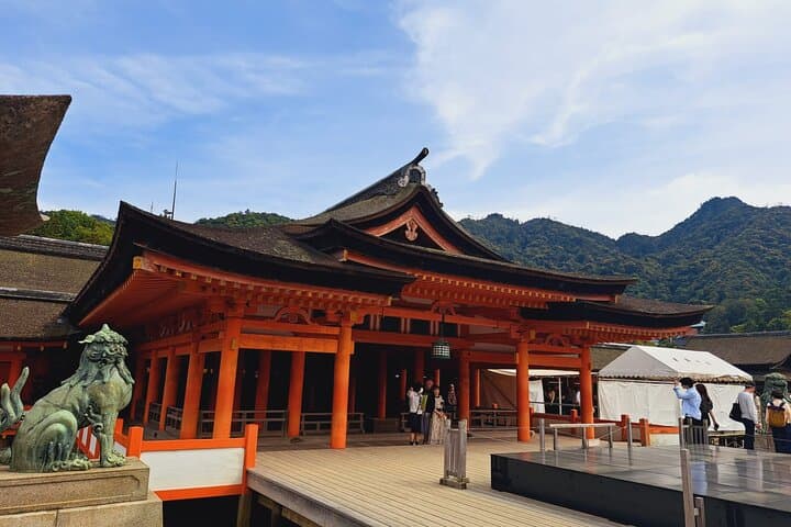 Miyajima UNESCO World Heritage Site Private Tour — photo 4