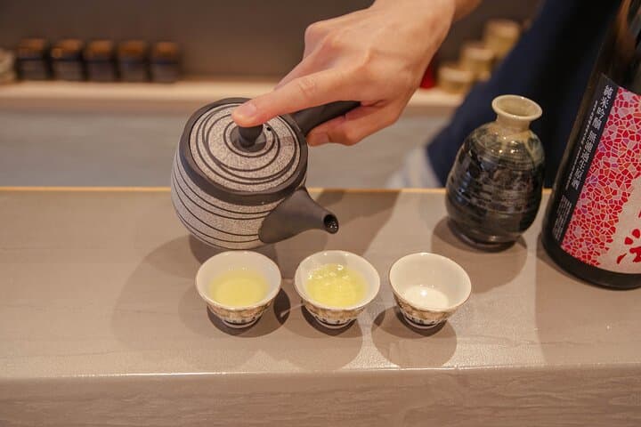 Sushi Making & Sake Tasting at a Michelin-Listed Hidden Gem — photo 14