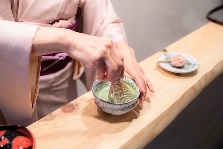 Zen Garden Making and Matcha Tasting in Handmade Pottery Shop — photo 3