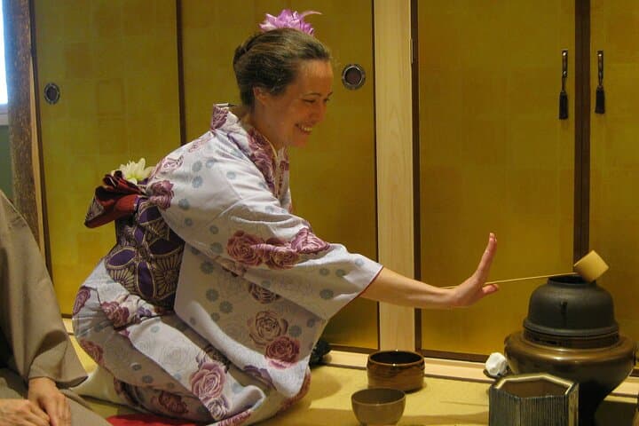 Tokyo 5hr Private Guided Tour & Tea Ceremony Experience — photo 2