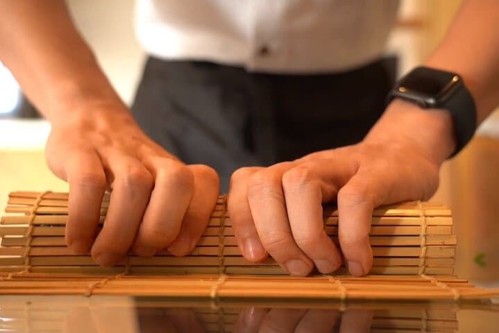 Cook and Roll The Sushi Like a Samurai in Osaka — photo 4