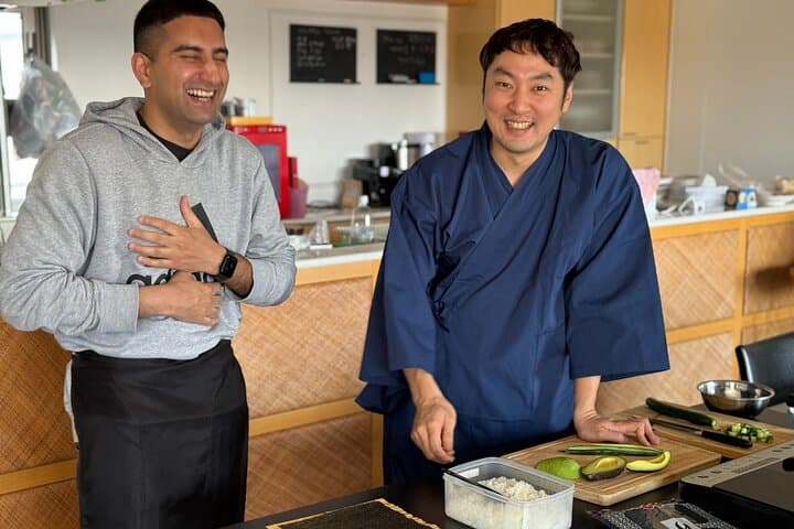 Cook and Roll The Sushi Like a Samurai in Osaka — photo 6