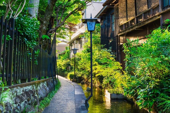 Gujo, Hida Takayama, and Shirakawa-go Day Tour from Nagoya — photo 3